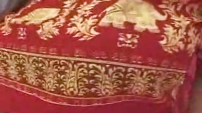 دست دانلود فیلم سکسی با جوراب (1976)