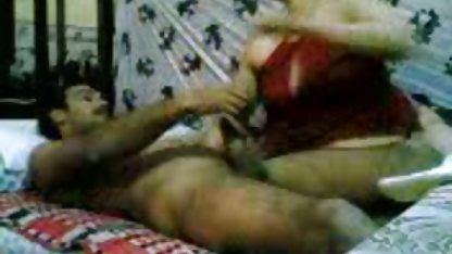 Busty Fucks در با یک دانلود فیلم پورنو داستانی موز