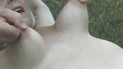 - Stacy wobbles زمانی که سبک ژاکت دانلود فیلم پورن نوجوان گنجه بزرگ بمکد