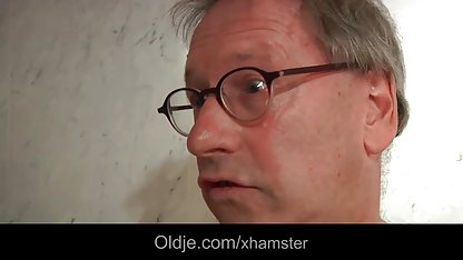 یک زن جوان, حلق آویز کردن دانلود فیلم پورن میا خلیفه